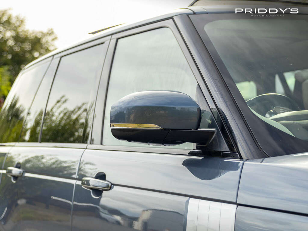 Land Rover Range Rover Range Rover Vogue P400e Silver #57