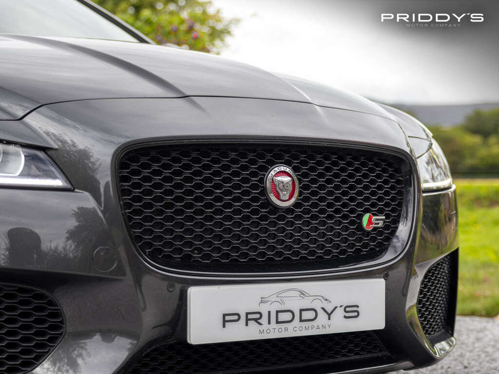 Jaguar XF Xf Portfolio Red #45