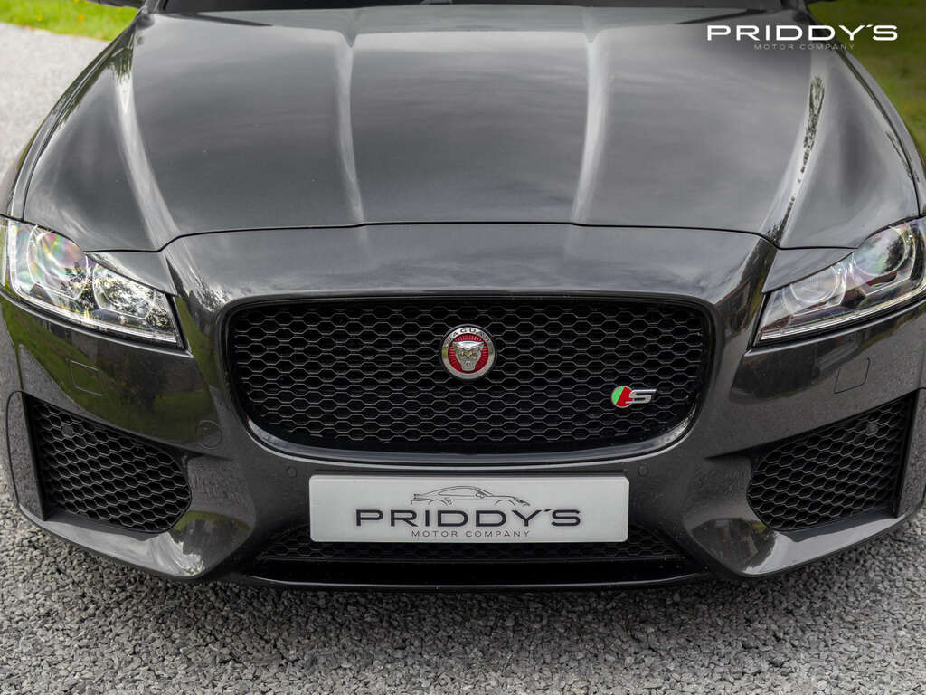 Jaguar XF Xf Portfolio Red #9