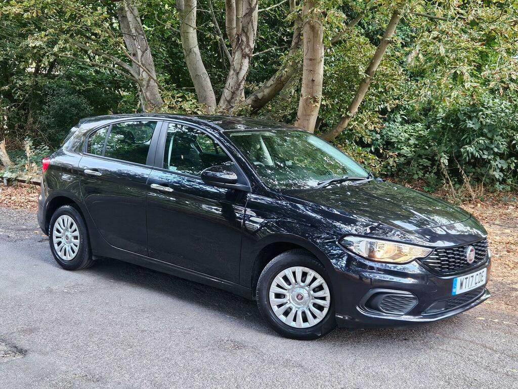 Fiat Tipo Hatchback 1.4 Mpi Easy Euro 6 201717 Black #4