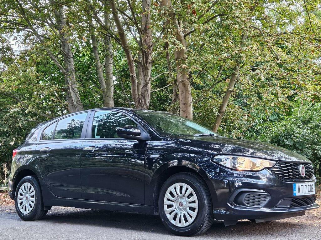 Fiat Tipo Hatchback 1.4 Mpi Easy Euro 6 201717 Black #6