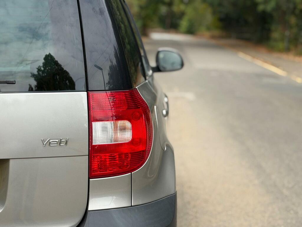 Skoda Yeti Grey #65