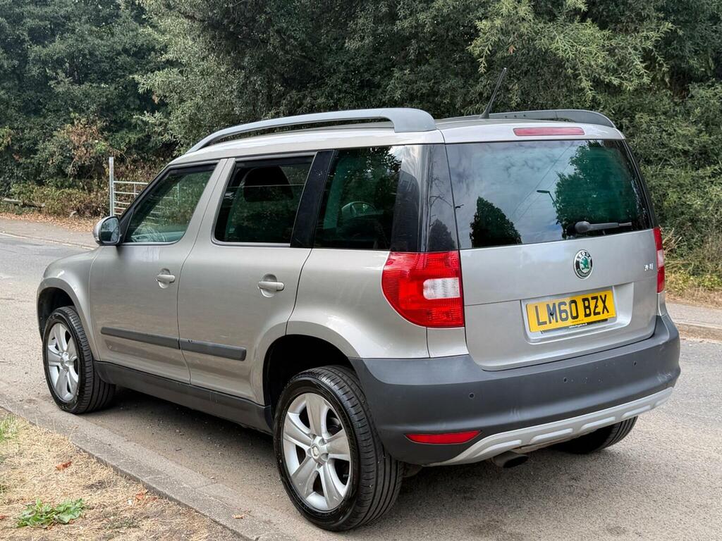 Skoda Yeti Grey #10