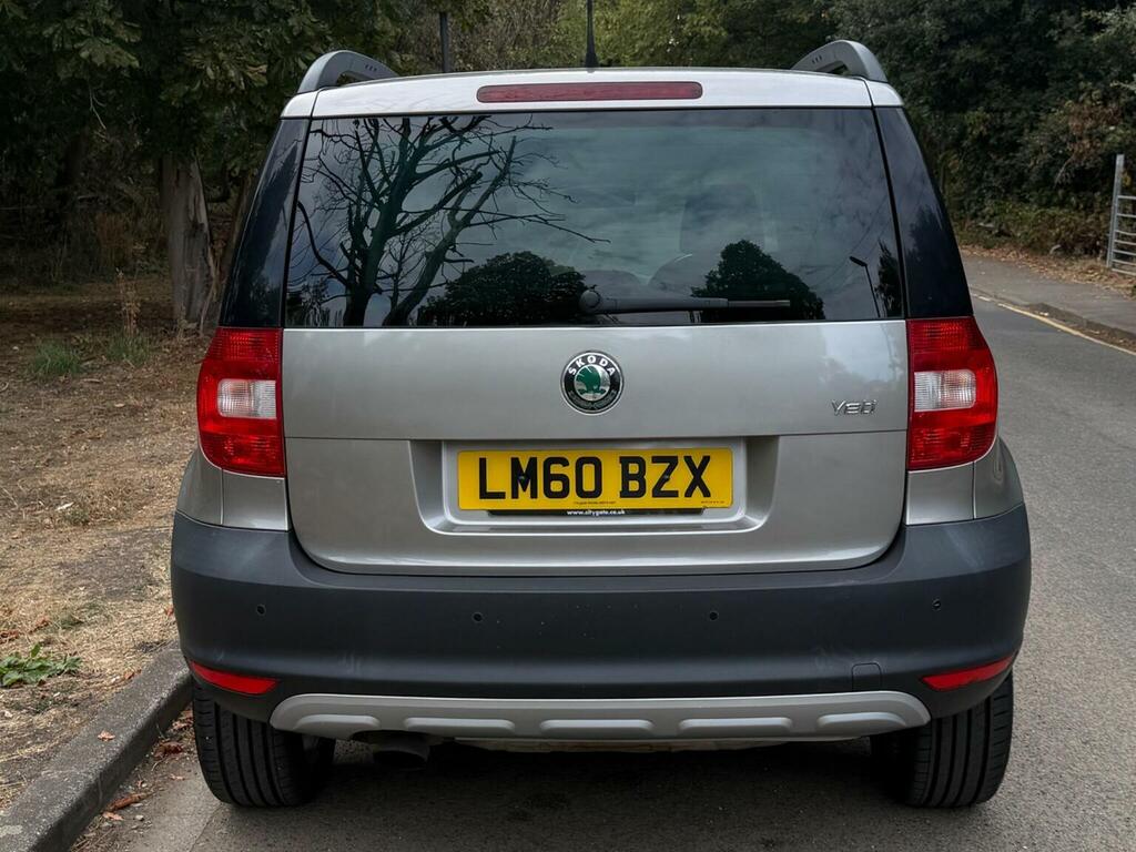 Skoda Yeti Grey #12
