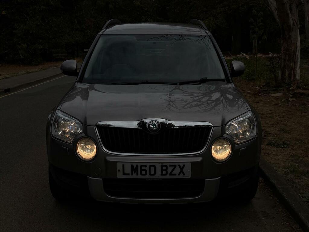 Skoda Yeti Grey #8