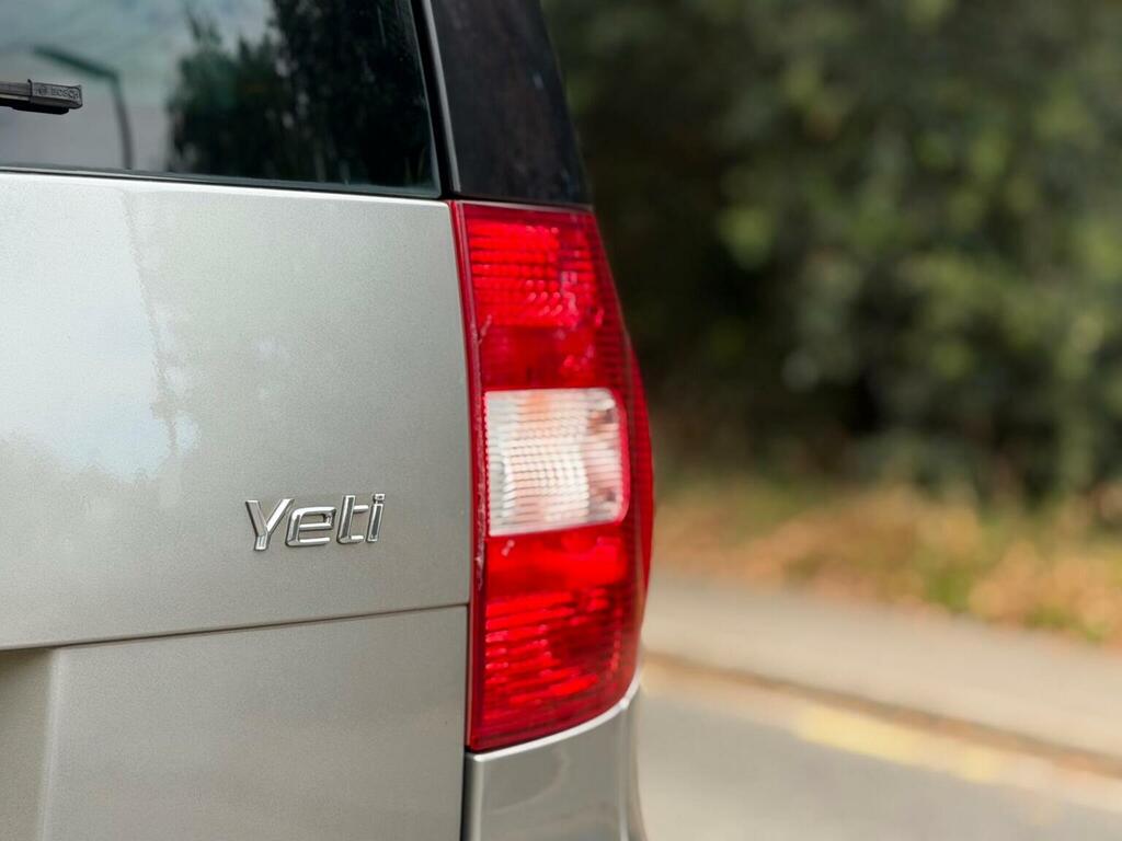 Skoda Yeti Grey #64