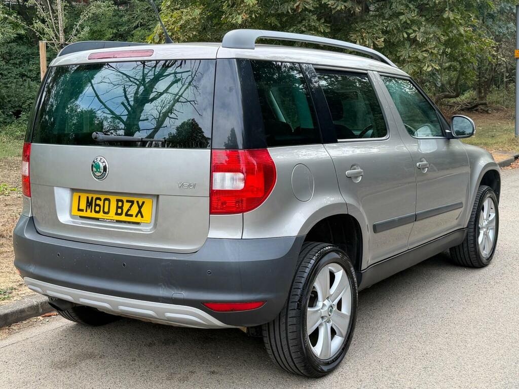 Skoda Yeti Grey #14