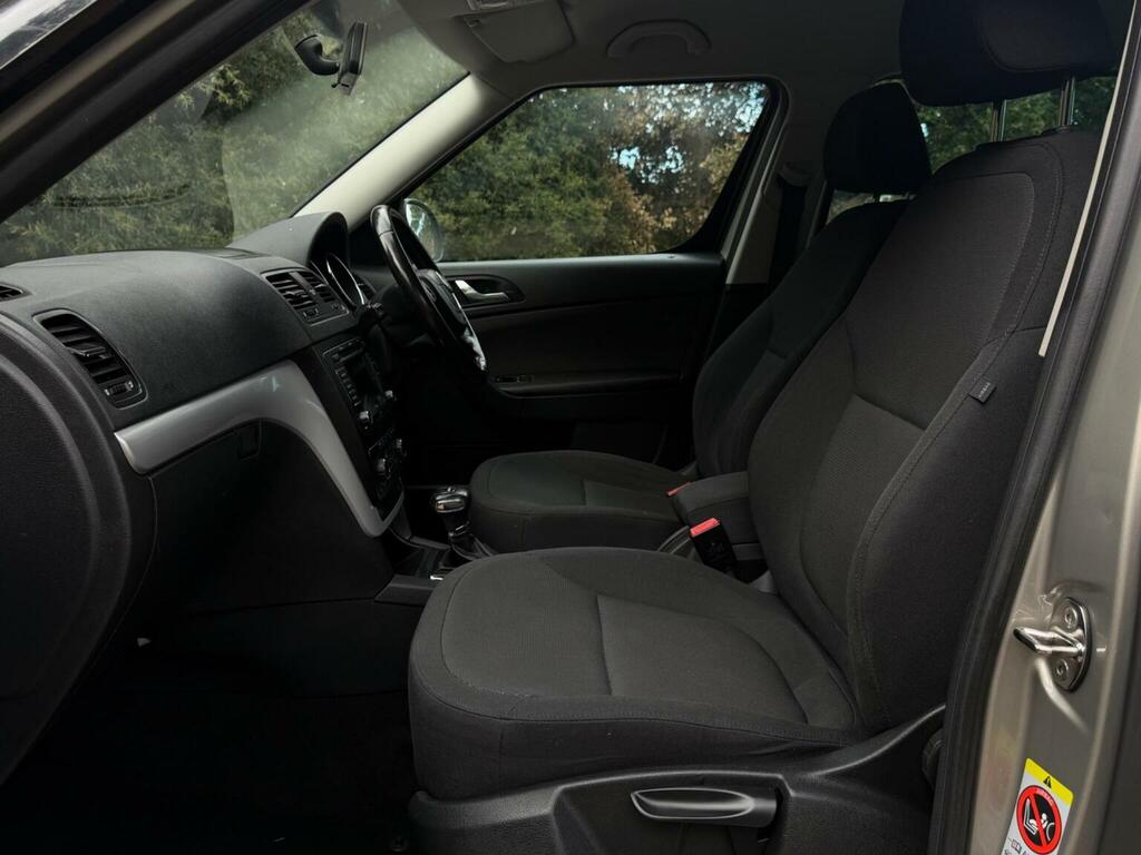 Skoda Yeti Grey #63