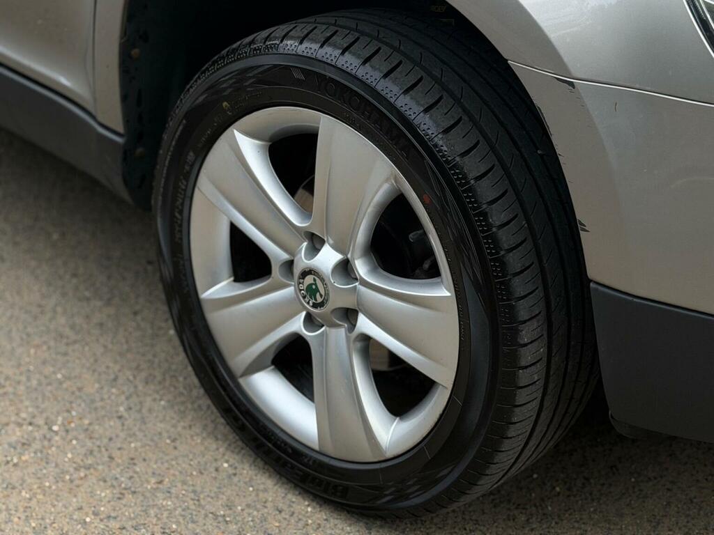 Skoda Yeti Grey #49