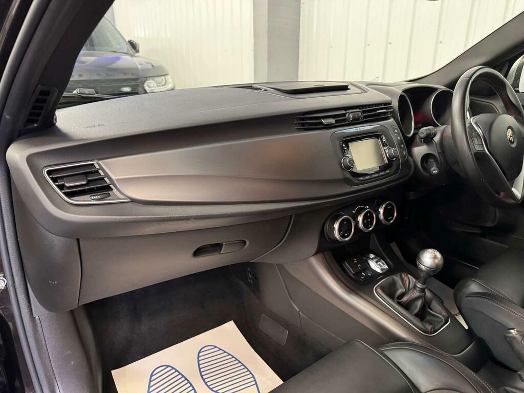 Alfa Romeo Giulietta Hatchback Grey #29
