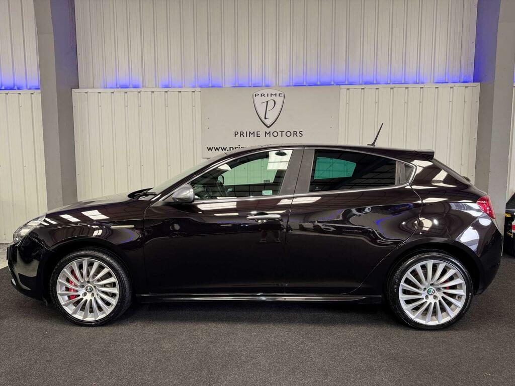 Alfa Romeo Giulietta Hatchback Grey #9
