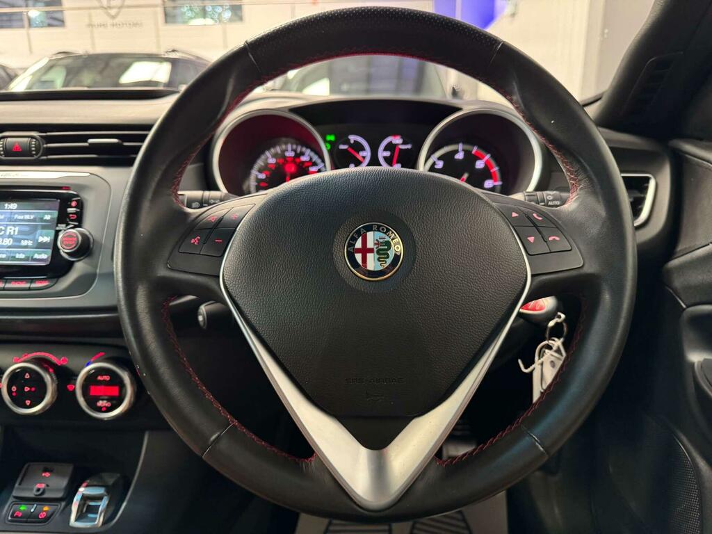 Alfa Romeo Giulietta Hatchback Grey #62