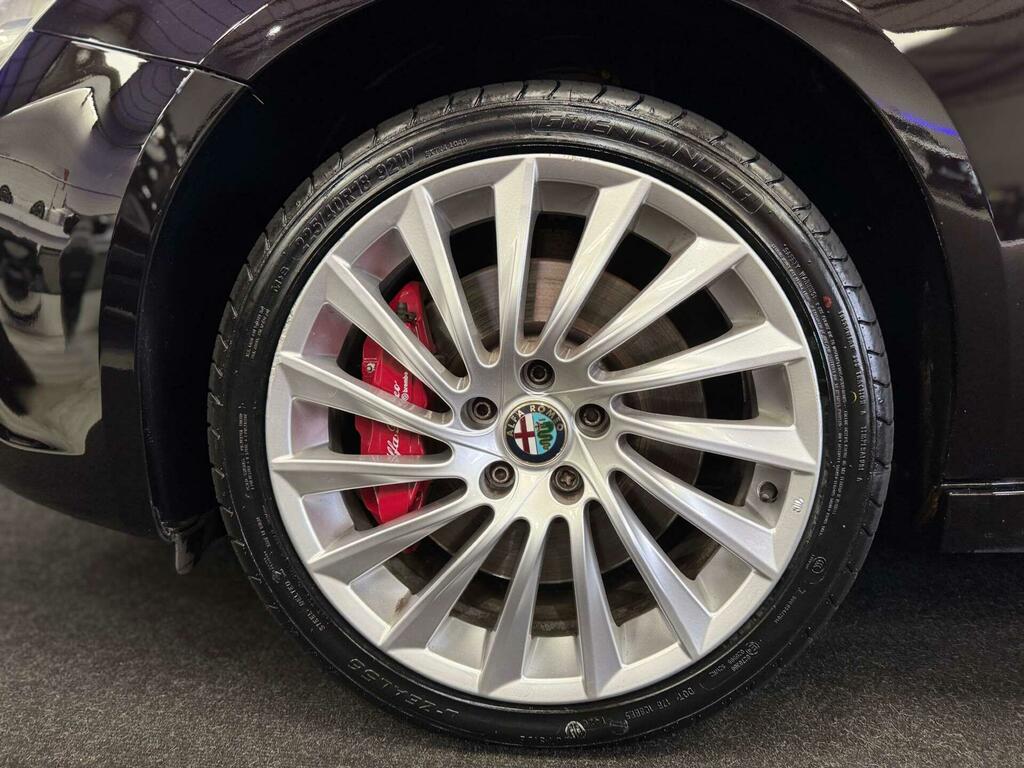 Alfa Romeo Giulietta Hatchback Grey #28