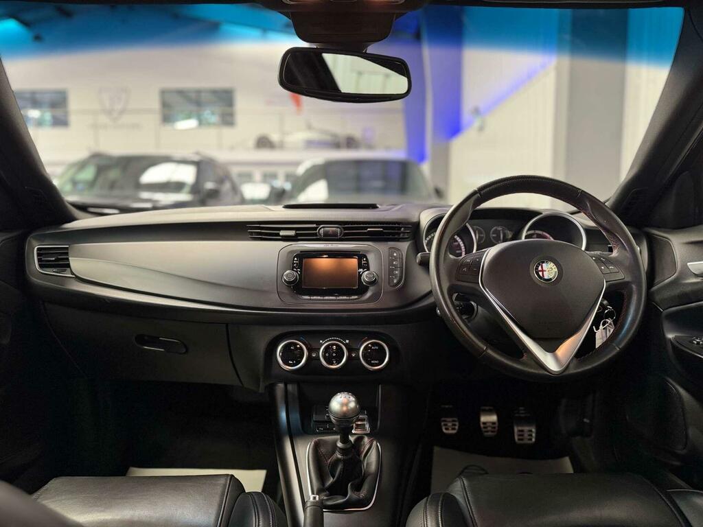 Alfa Romeo Giulietta Hatchback Grey #34