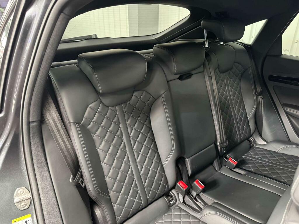 Audi Q5 Sport  #44