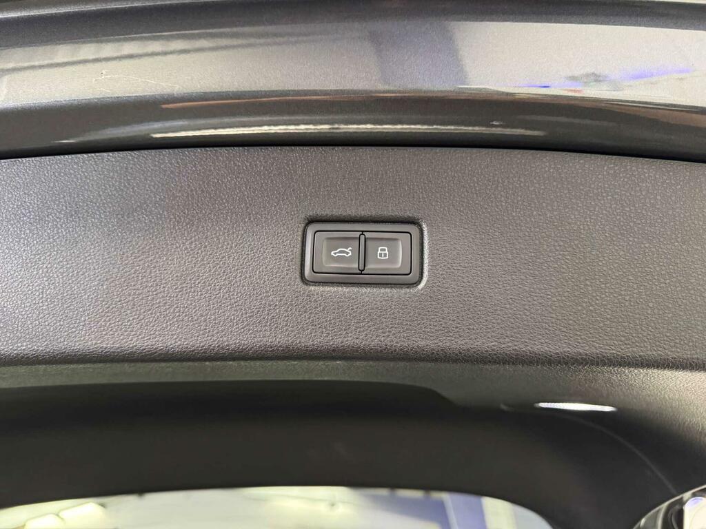 Audi Q5 Sport  #20