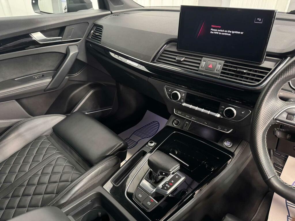 Audi Q5 Sport  #76