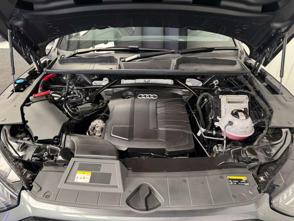 Audi Q5 Sport  #85