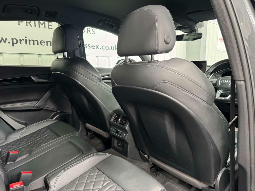 Audi Q5 Sport  #45