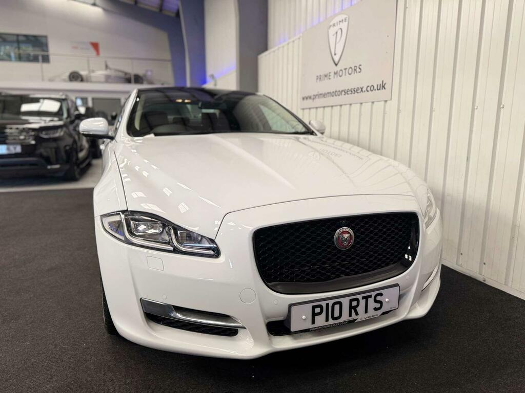 Jaguar XJ Portfolio White #4