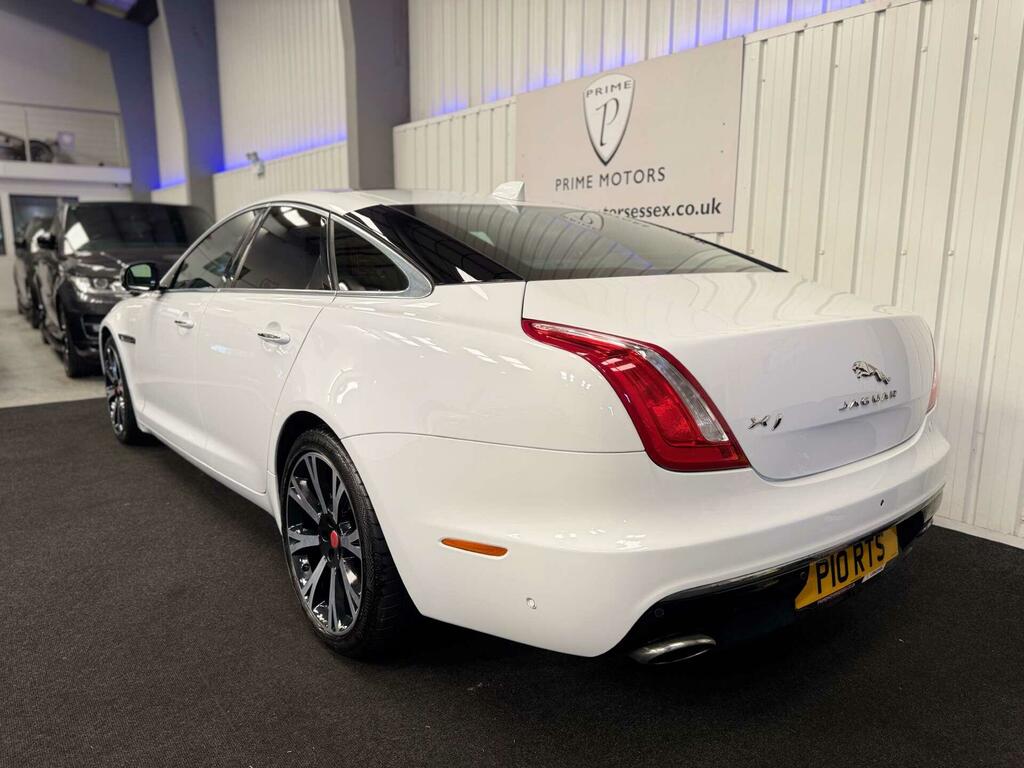 Jaguar XJ Saloon Blue #11