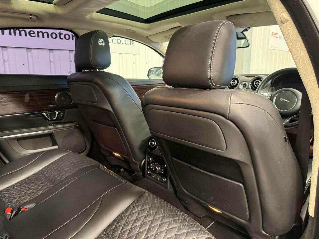 Jaguar XJ Saloon Blue #45