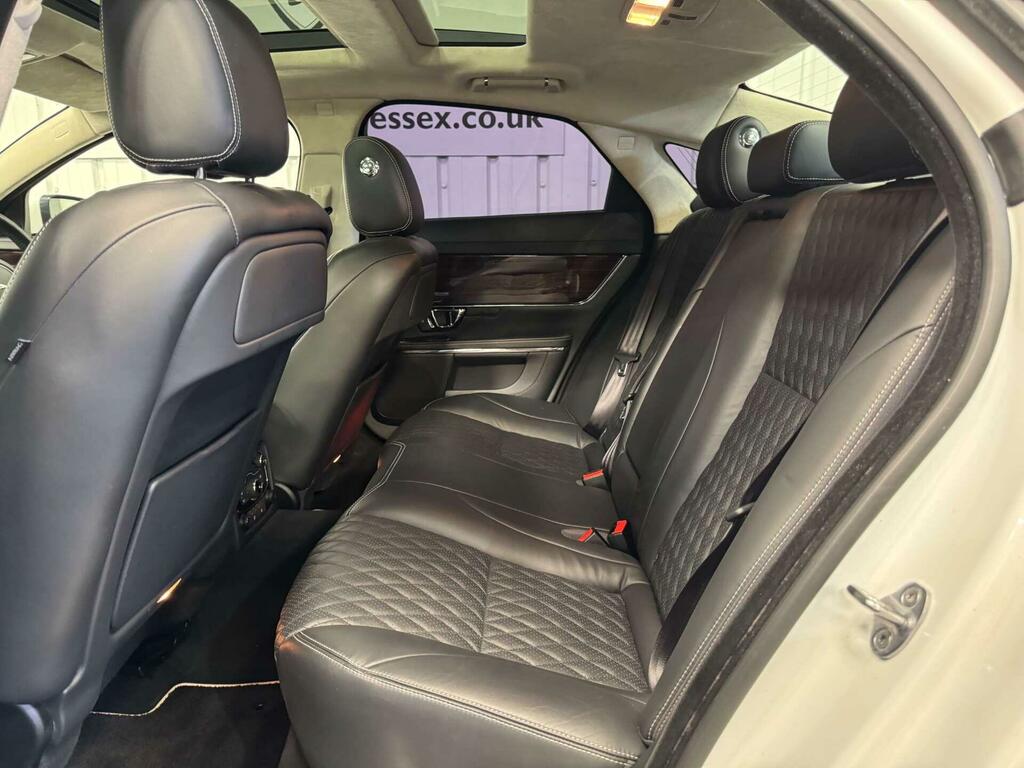 Jaguar XJ Saloon Blue #41