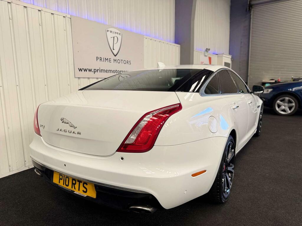 Jaguar XJ Saloon Blue #21