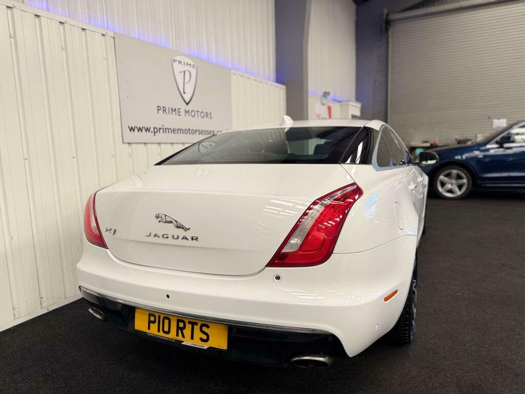 Jaguar XJ Saloon Blue #20