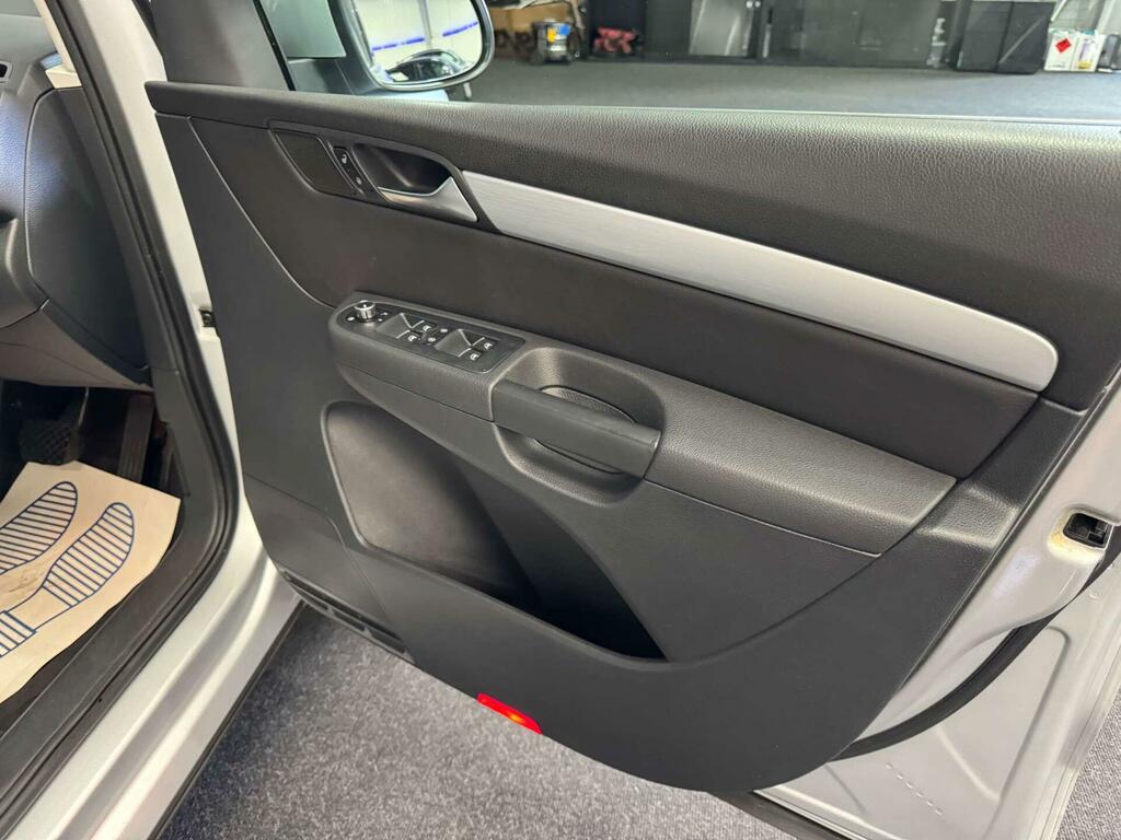 Volkswagen Sharan Se Silver #51