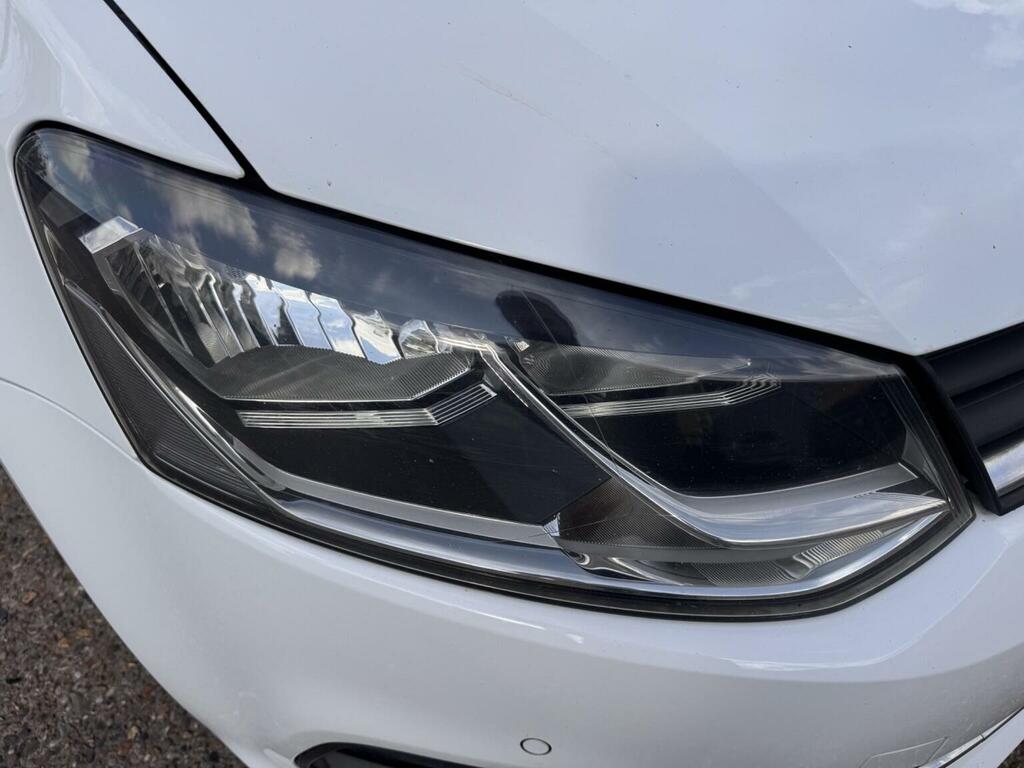 Volkswagen Polo  Black #40