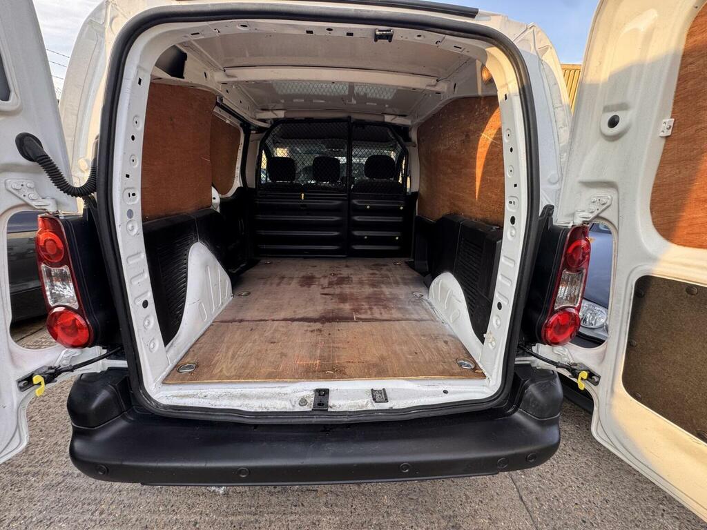 Peugeot Partner Combi Van 1.6 Bluehdi 744 S 2017 White #12