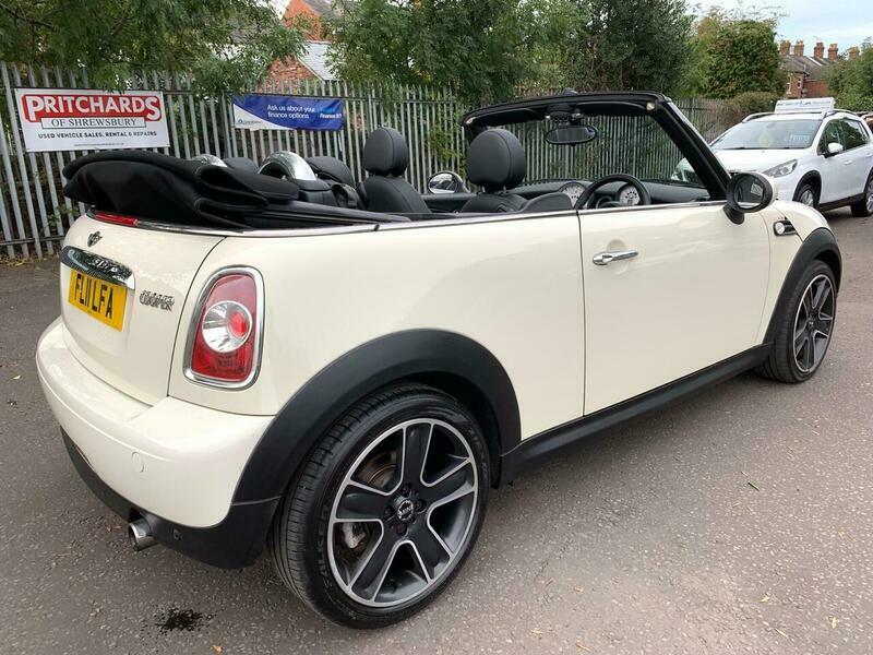Mini Convertible Convertible 1.6 Cooper Steptronic Euro 5 2011 Black #29