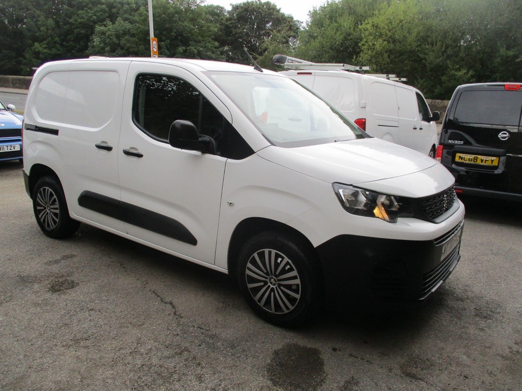 Peugeot Partner 1000 1.2 Puretech 110 Professional Van White #15