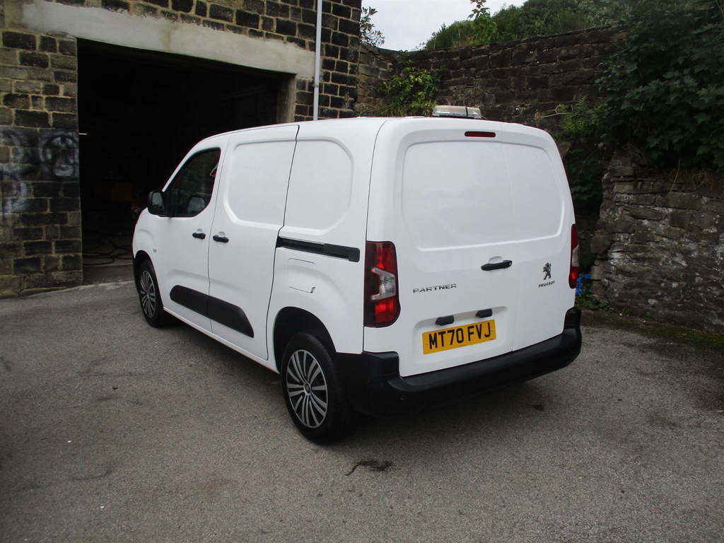 Peugeot Partner 1000 1.2 Puretech 110 Professional Van White #11