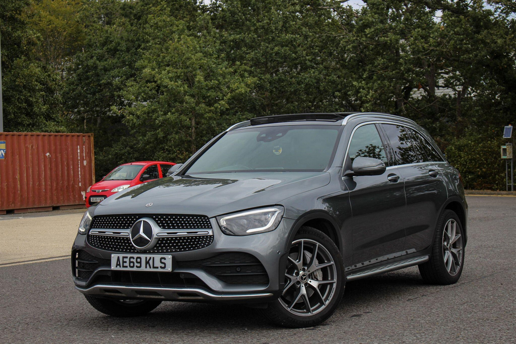 Mercedes-Benz GLC Class 2.0 D Amg Line Premium Plus G-tronic 4Matic Eur Grey #3