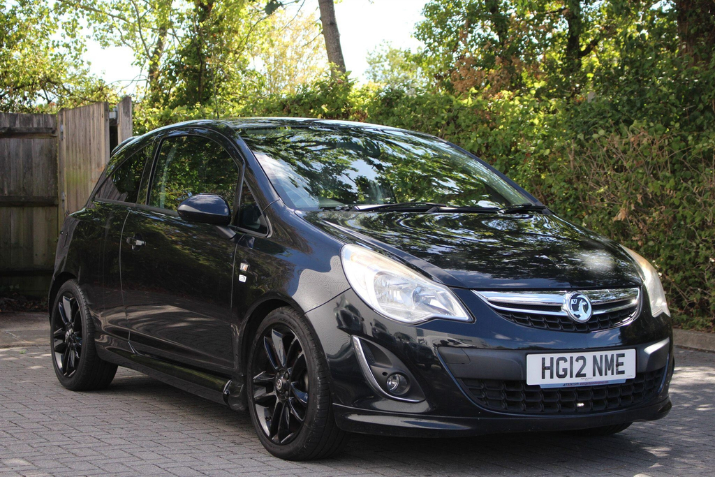 Vauxhall Corsa Corsa Se Red #15
