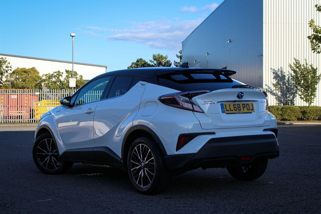 Toyota C-Hr 1.8 Vvt-h Excel Cvt Euro 6 Ss White #4