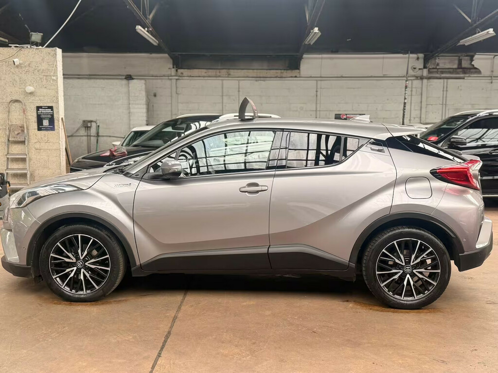 Toyota C-Hr Dynamic Silver #8