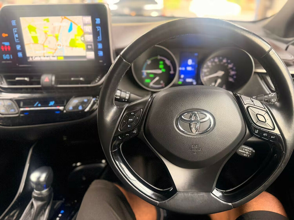 Toyota C-Hr Dynamic Silver #14
