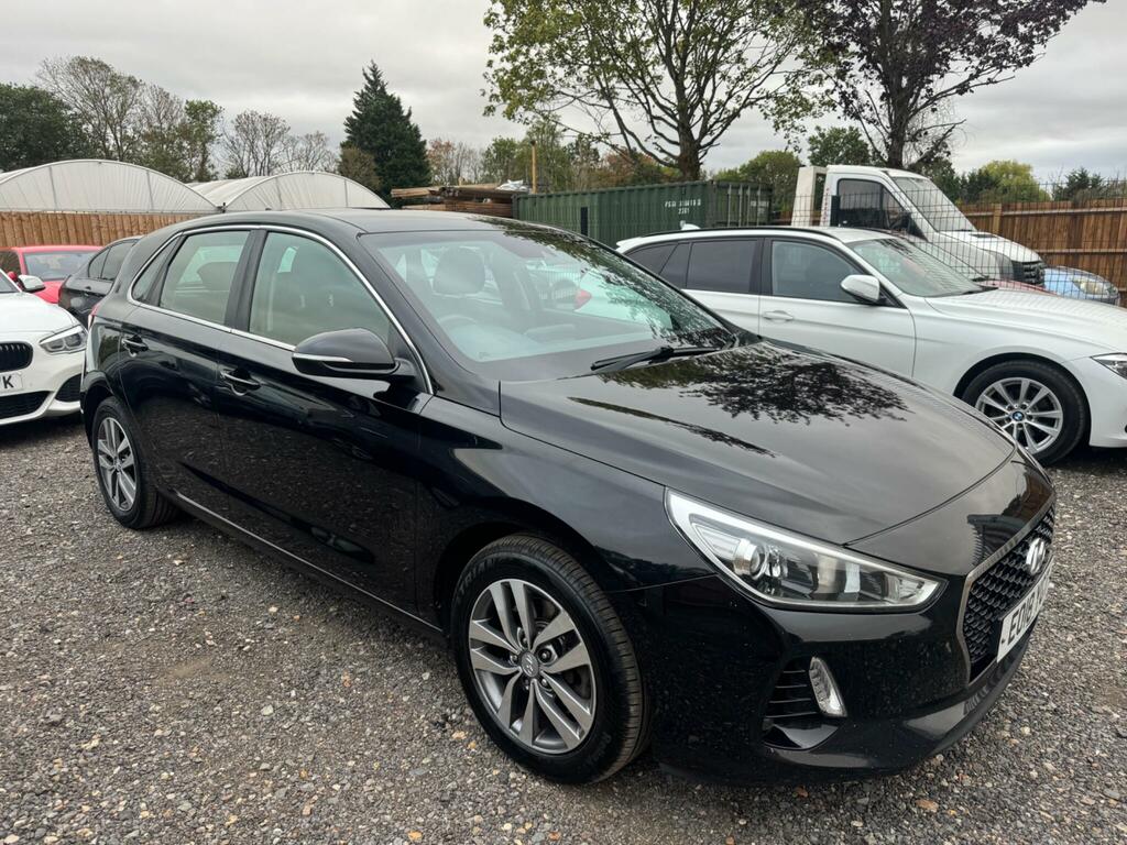 Hyundai I30 1.4 T-gdi Blue Drive Se Nav Euro 6 Ss Black #2
