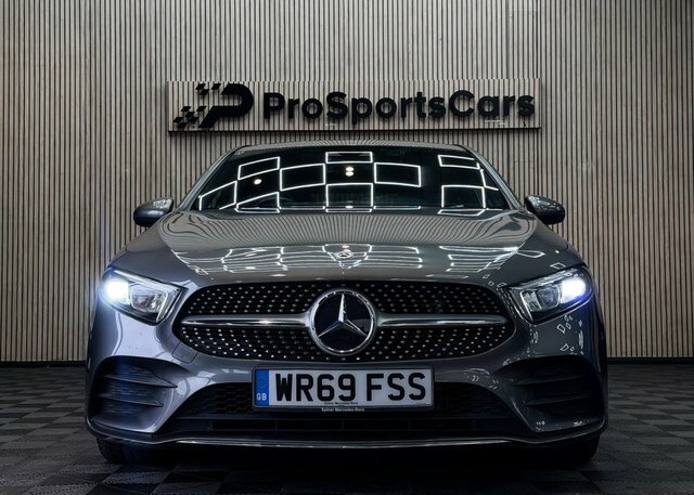 Mercedes-Benz A Class 1.3 A200 Amg Line Premium Hatchback 7 Grey