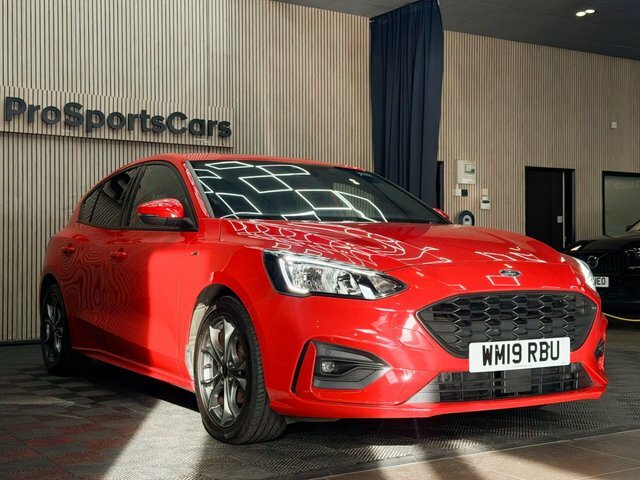 Ford Focus 1.0T Ecoboost St-line Hatchback Red #5