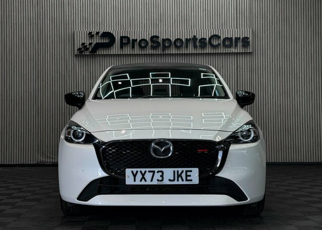 Mazda 2 1.5 Skyactiv-g Homura Aka Hatchback Aut White #2
