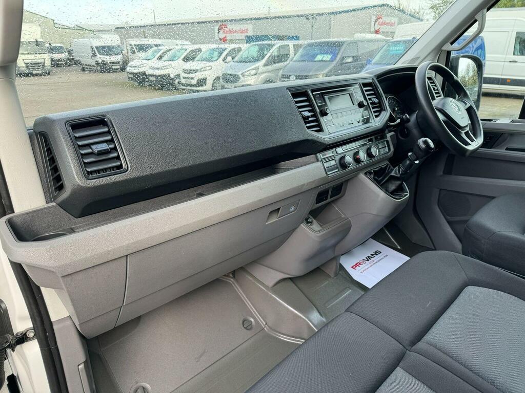 Volkswagen Crafter Mpv White #18