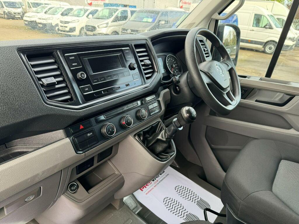 Volkswagen Crafter Mpv White #19