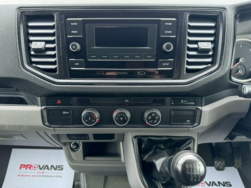 Volkswagen Crafter Mpv White #20