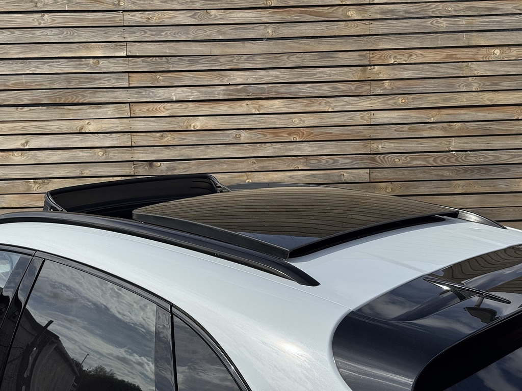 Porsche Macan 202323 T V6 Gts 18K Options Pan Roof White #2