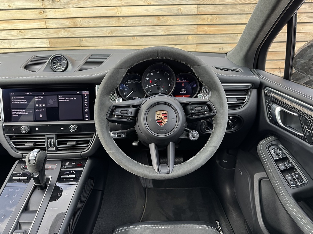 Porsche Macan T Pdk Purple #17