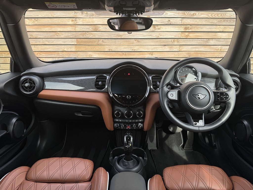 Mini Hatch 1.5 Cooper Seven Hatchback 136 Grey #11